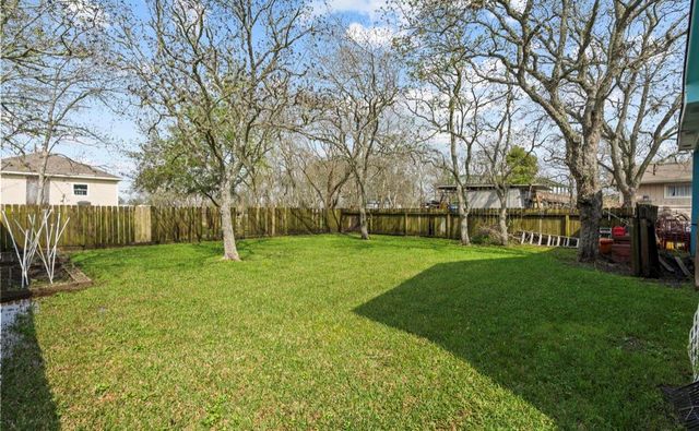 620 6th Street, Dickinson, TX 77539