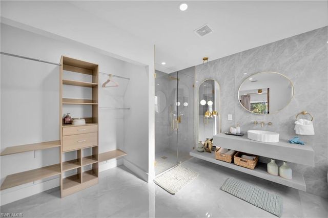 145 SE 17th ST, Cape Coral, FL 33990