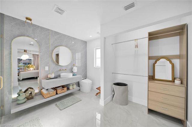 145 SE 17th ST, Cape Coral, FL 33990