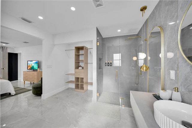 145 SE 17th ST, Cape Coral, FL 33990