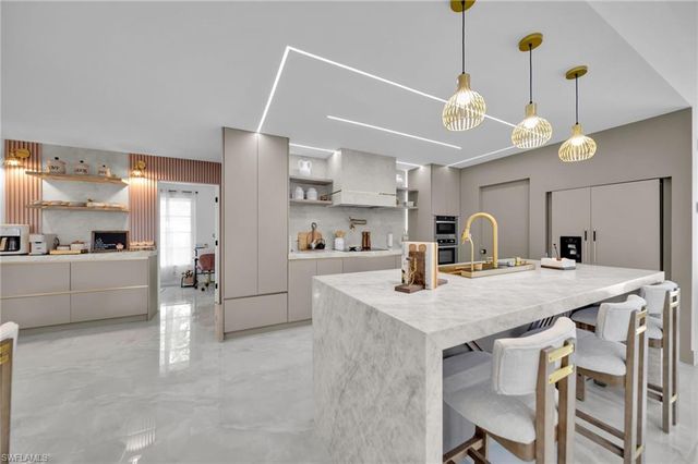 145 SE 17th ST, Cape Coral, FL 33990