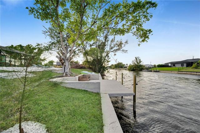 145 SE 17th ST, Cape Coral, FL 33990