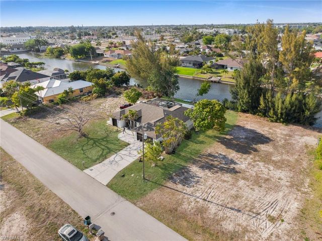 145 SE 17th ST, Cape Coral, FL 33990