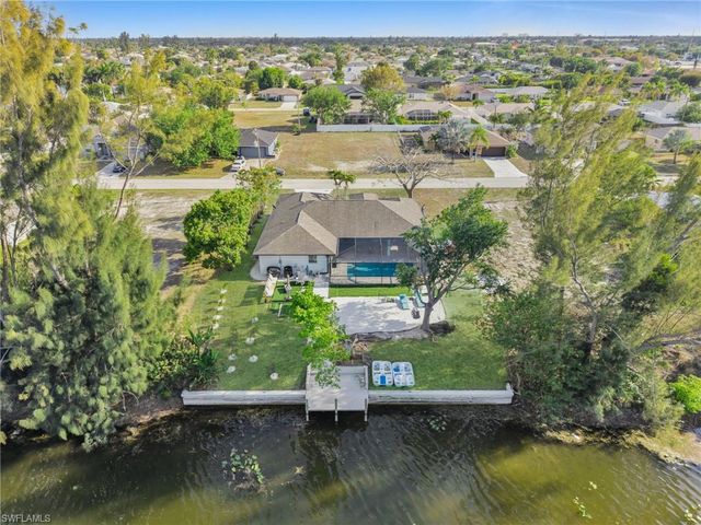 145 SE 17th ST, Cape Coral, FL 33990