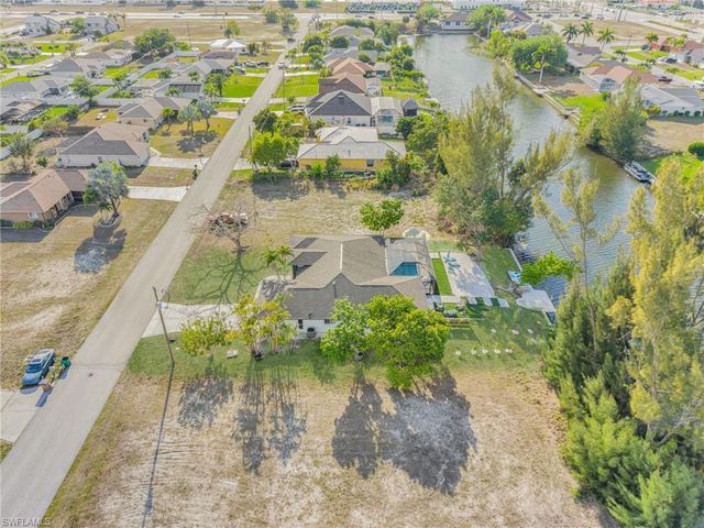 145 SE 17th ST, Cape Coral, FL 33990