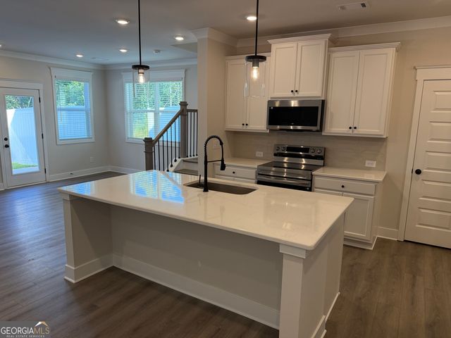 4218 Oak View Lane, Gainesville, GA 30504