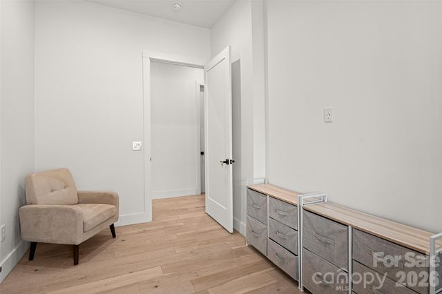 22 Chesten Mountain Drive, Asheville, NC 28803