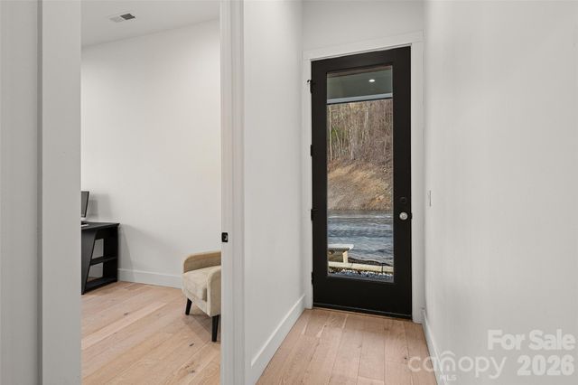 22 Chesten Mountain Drive, Asheville, NC 28803