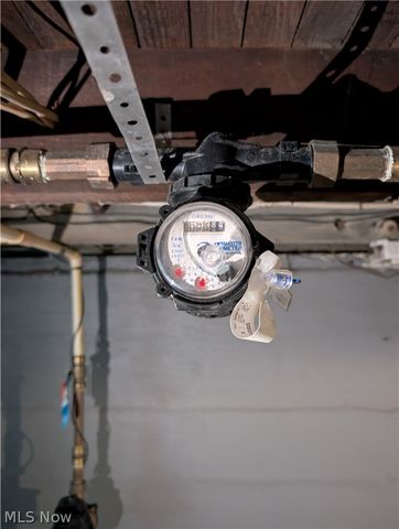 3105 Roanoke Avenue, Cleveland, OH 44109