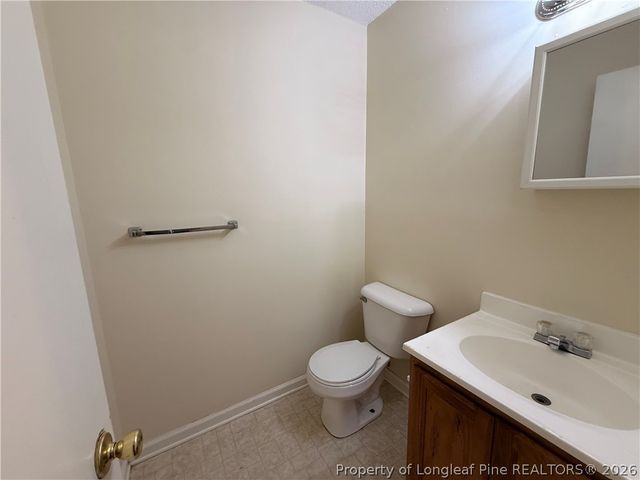 713 North Street D, Fayetteville, NC 28301