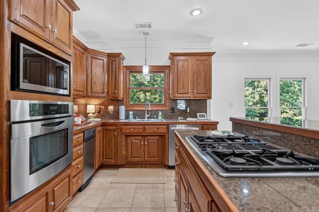 20 Latour, Little Rock, AR 72223