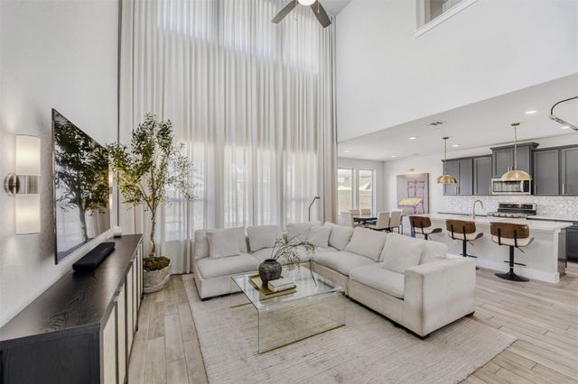 8602 Cottage Rose DR, Austin, TX 78744