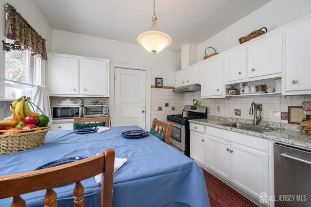 107 Market Street, Perth Amboy, NJ 08861