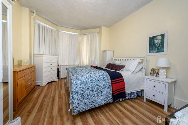 107 Market Street, Perth Amboy, NJ 08861