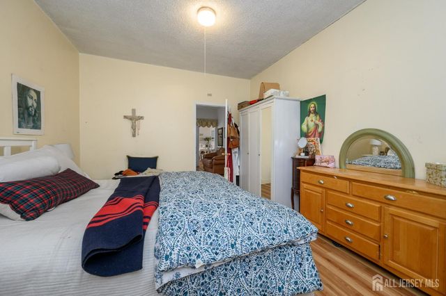 107 Market Street, Perth Amboy, NJ 08861