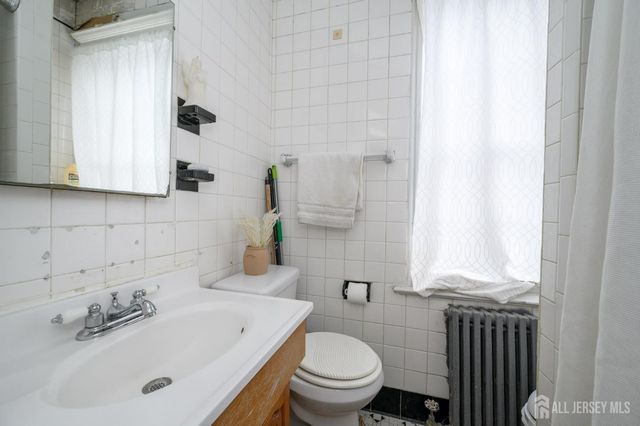 107 Market Street, Perth Amboy, NJ 08861