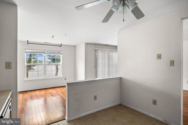 5801 RIVERFRONT DR, Palmyra, NJ 08065