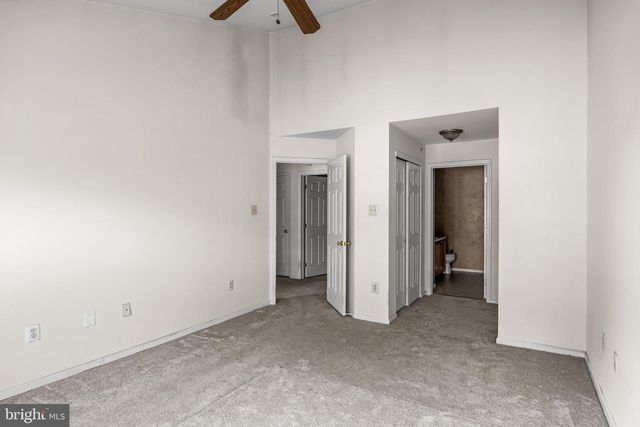 5801 RIVERFRONT DR, Palmyra, NJ 08065