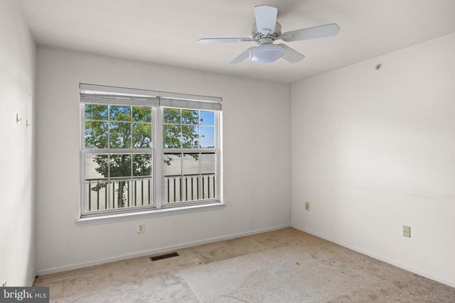 5801 RIVERFRONT DR, Palmyra, NJ 08065