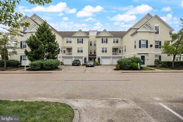 5801 RIVERFRONT DR, Palmyra, NJ 08065