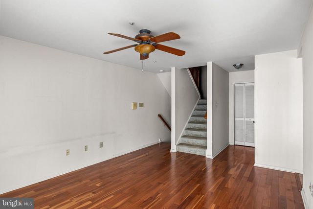 5801 RIVERFRONT DR, Palmyra, NJ 08065