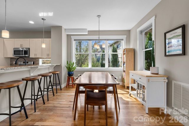 55 Vandalia Avenue, Asheville, NC 28806