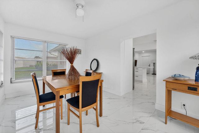 688 SW Lake Court, Boynton Beach, FL 33426