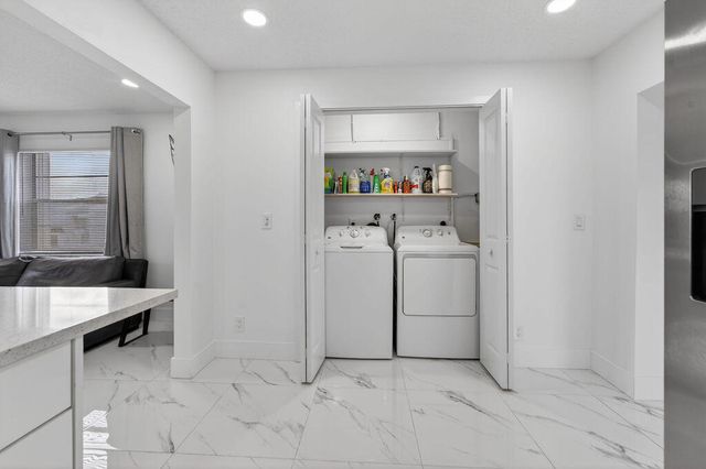 688 SW Lake Court, Boynton Beach, FL 33426