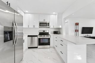 688 SW Lake Court, Boynton Beach, FL 33426