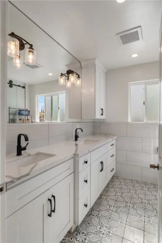 1532 W 221st, Torrance, CA 90501