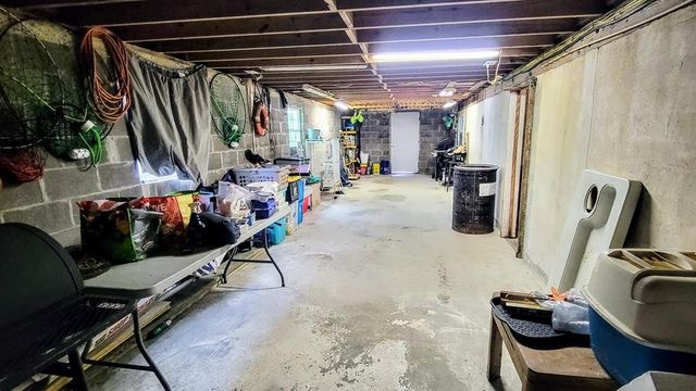 619 Copano Cove Road, Rockport, TX 78382