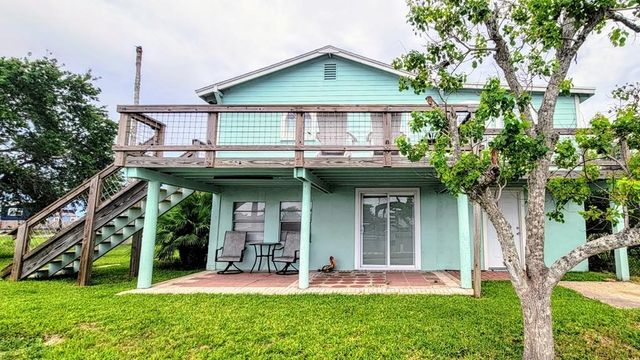619 Copano Cove Road, Rockport, TX 78382