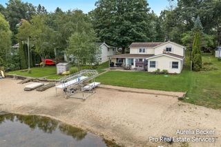 13555 Sunset Shores Drive, Cedar Springs, MI 49319
