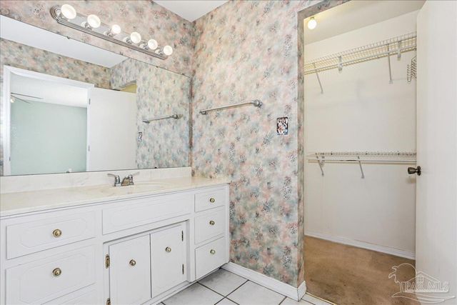 421 Bunker Hill Dr, Pensacola, FL 32506