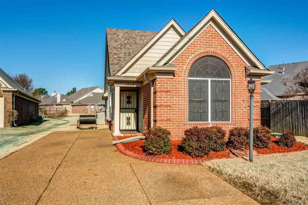 7068 MILLERS GLEN WAY, Unincorporated, TN 38125