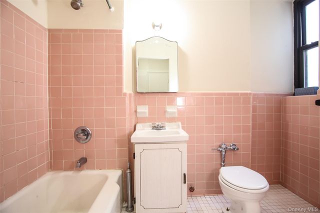70 Sherman Avenue 1K, Yonkers, NY 10705