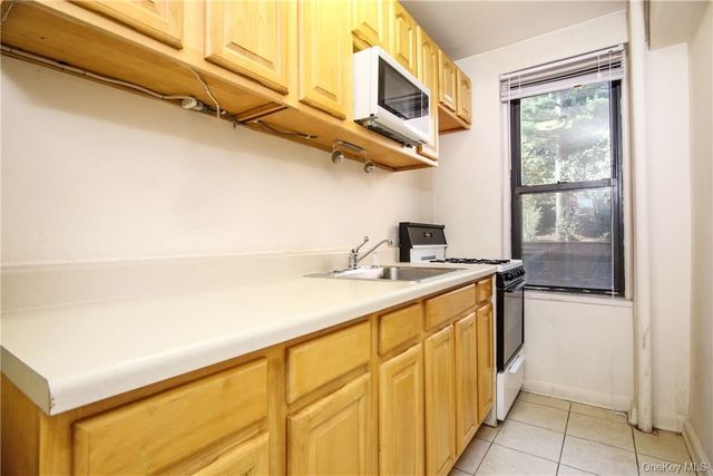 70 Sherman Avenue 1K, Yonkers, NY 10705