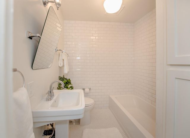 3310 Potter Lane, Sacramento, CA 95821