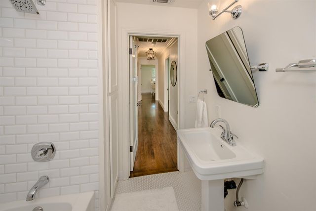 3310 Potter Lane, Sacramento, CA 95821