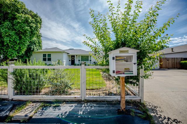 3310 Potter Lane, Sacramento, CA 95821