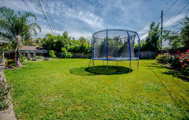 3310 Potter Lane, Sacramento, CA 95821