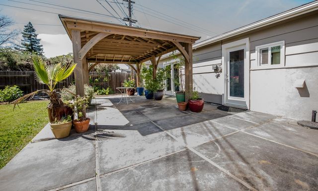 3310 Potter Lane, Sacramento, CA 95821