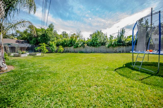 3310 Potter Lane, Sacramento, CA 95821