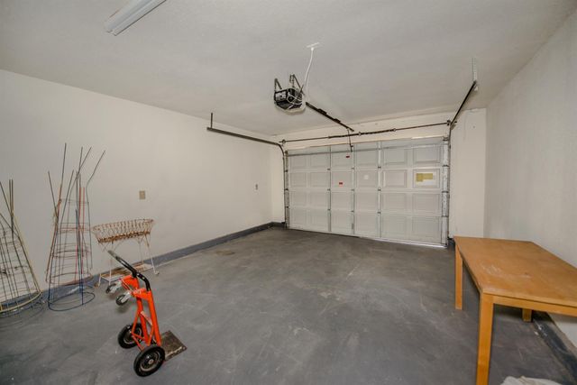 3310 Potter Lane, Sacramento, CA 95821