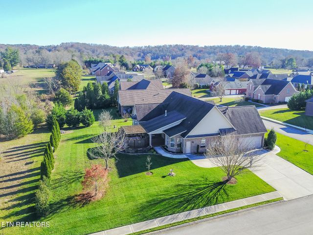 1636 Stone Harbor Blvd, Lenoir City, TN 37772