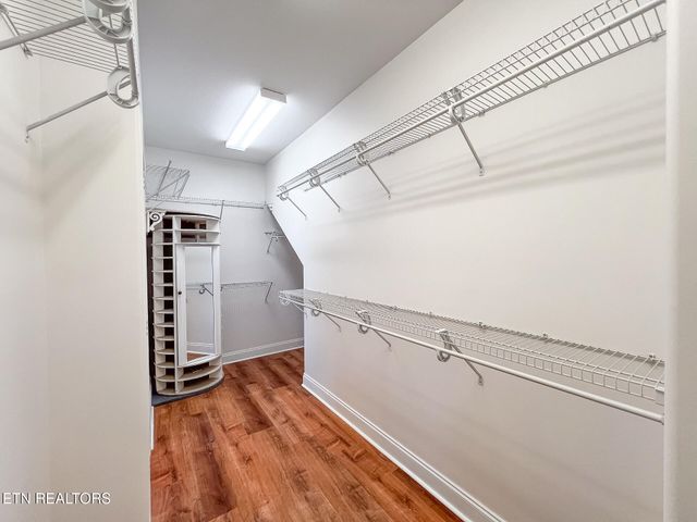 1636 Stone Harbor Blvd, Lenoir City, TN 37772