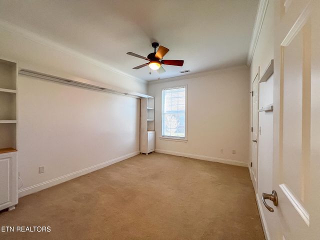 1636 Stone Harbor Blvd, Lenoir City, TN 37772