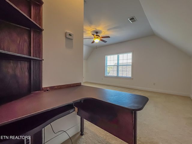 1636 Stone Harbor Blvd, Lenoir City, TN 37772