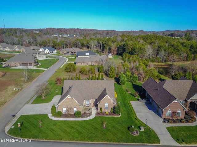 1636 Stone Harbor Blvd, Lenoir City, TN 37772