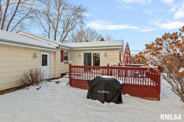 1005 N PARK Avenue, Chatham, IL 62629